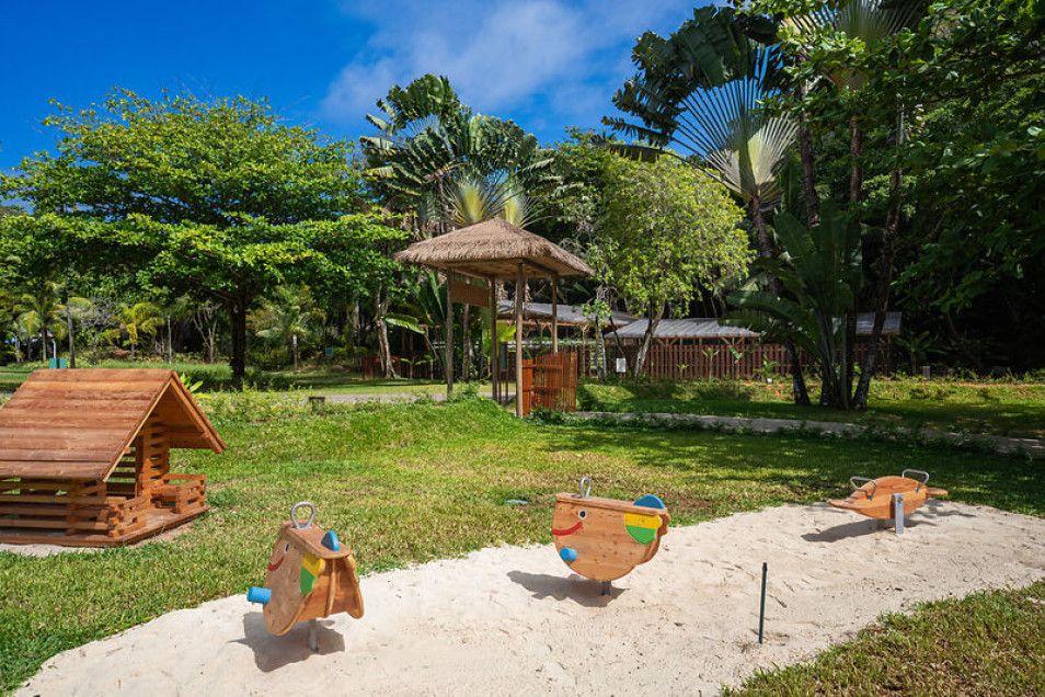 Kempinski Seychelles Resort Slides