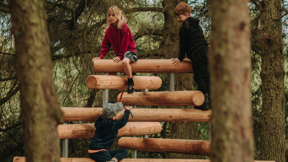 Benefits of Wooden Playgrounds