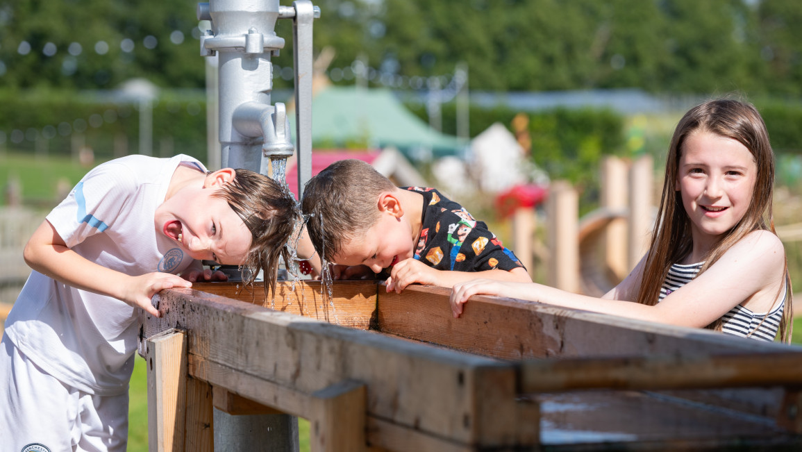 Water Play In Adventure Playgrounds: Sensory Richness And Interactive Learning